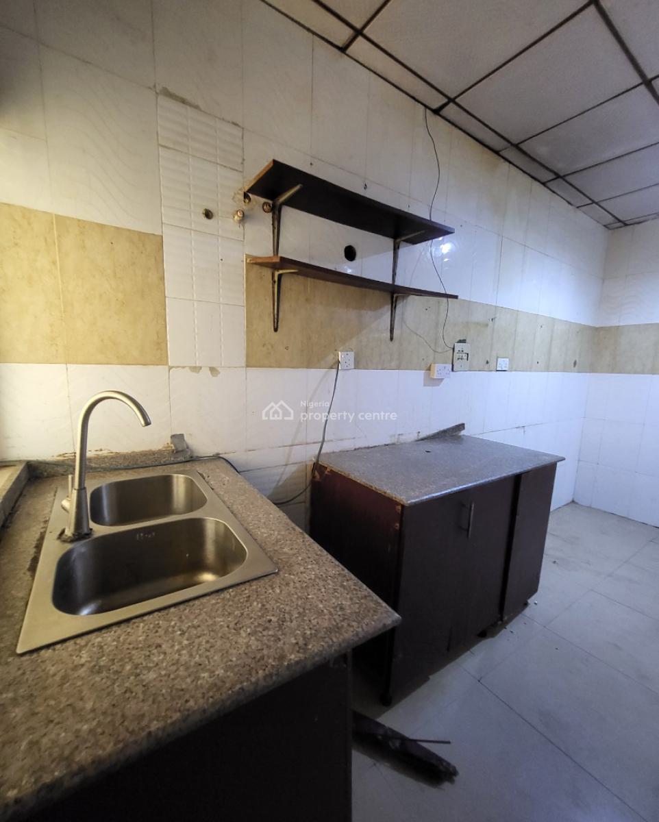 Luxurious Massive 2 Bedroom Flat, By American International School, Durumi, Abuja, Flat / Apartment for Rent