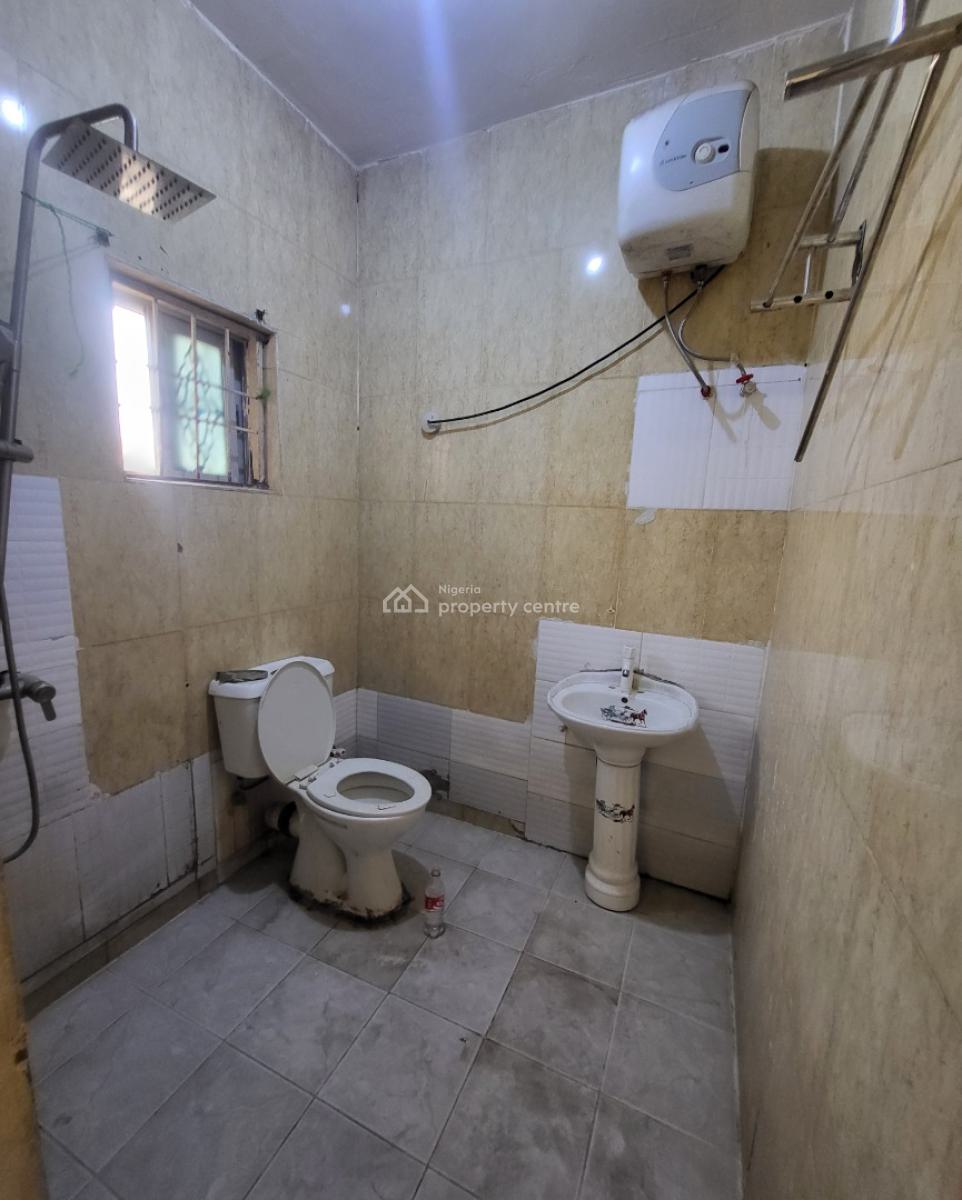 Luxurious Massive 2 Bedroom Flat, By American International School, Durumi, Abuja, Flat / Apartment for Rent