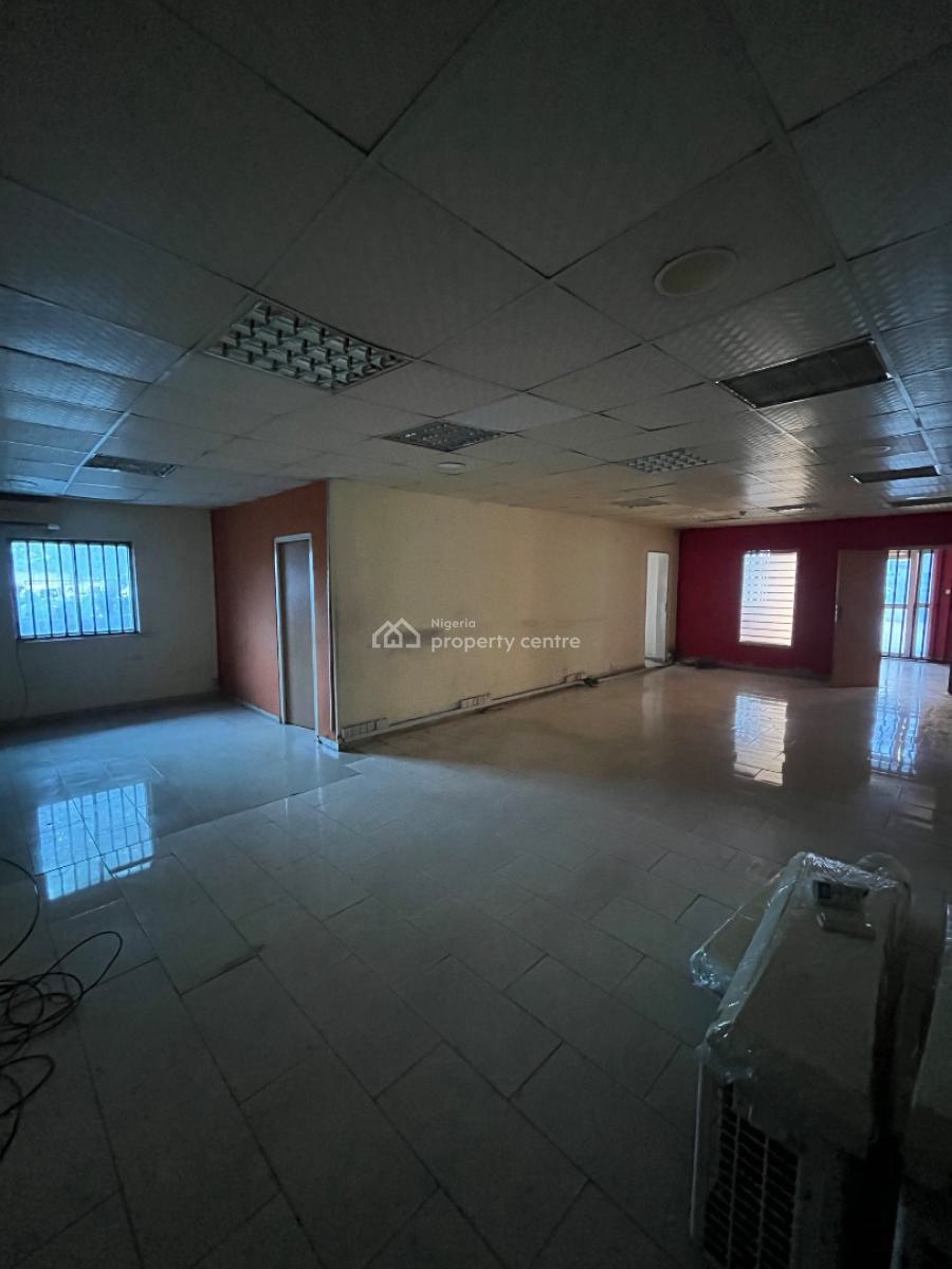 Multiple Units Office Space Available in Ikate, Lekki, Lekki Phase 1, Lekki, Lagos, Office Space for Rent