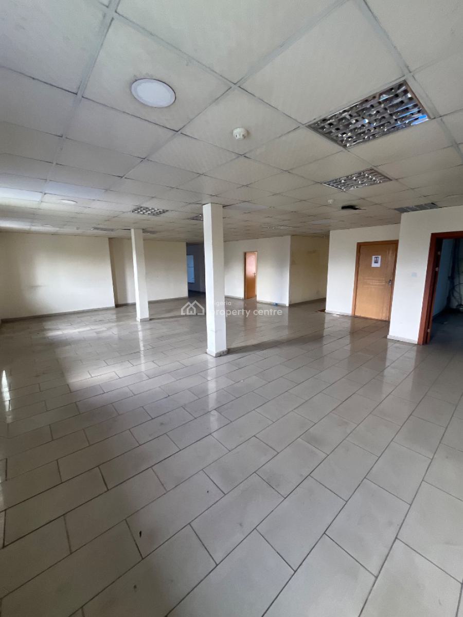 Multiple Units Office Space Available in Ikate, Lekki, Lekki Phase 1, Lekki, Lagos, Office Space for Rent