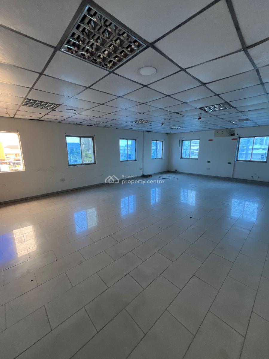 Multiple Units Office Space Available in Ikate, Lekki, Lekki Phase 1, Lekki, Lagos, Office Space for Rent