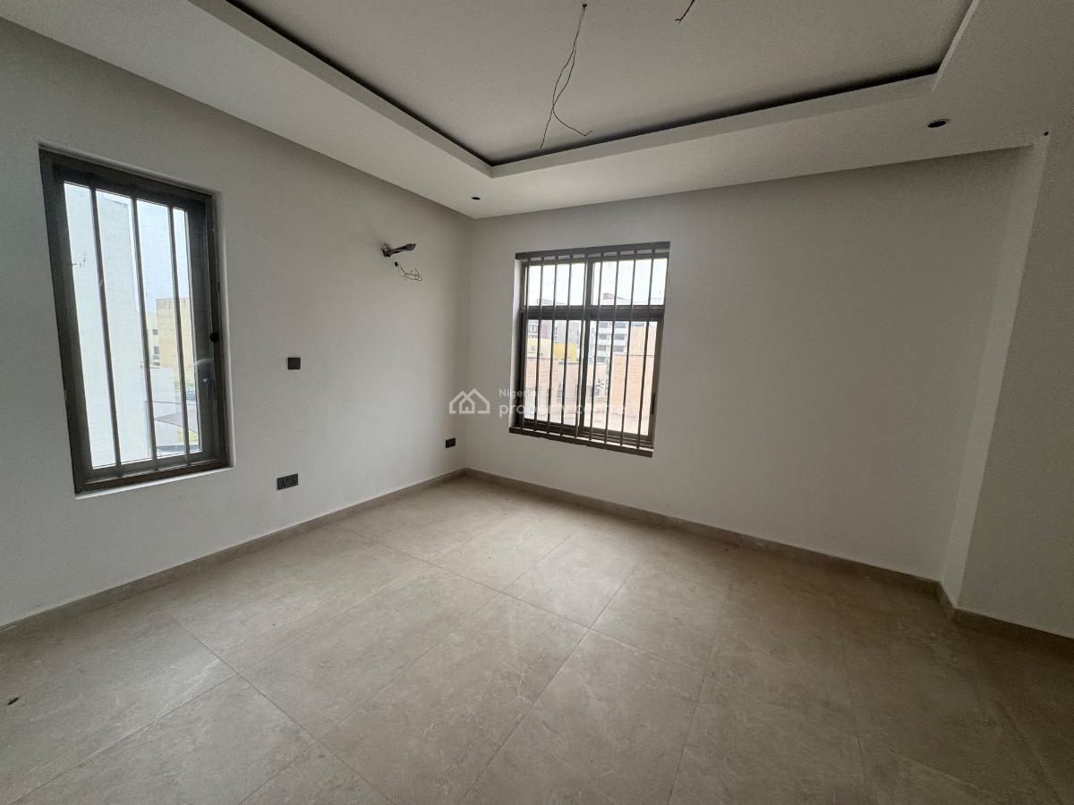 Standard 4 Bedroom Duplex + Bq and 2 Sitting Rooms, Maitama Main, Maitama District, Abuja, Detached Duplex for Sale