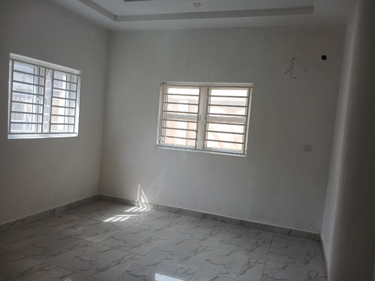 Newly Renovated 2 Bedroom Apartment + Bq, Eleganza Gardens Vgc Bus Stop, Vgc, Lekki, Lagos, Flat / Apartment for Rent