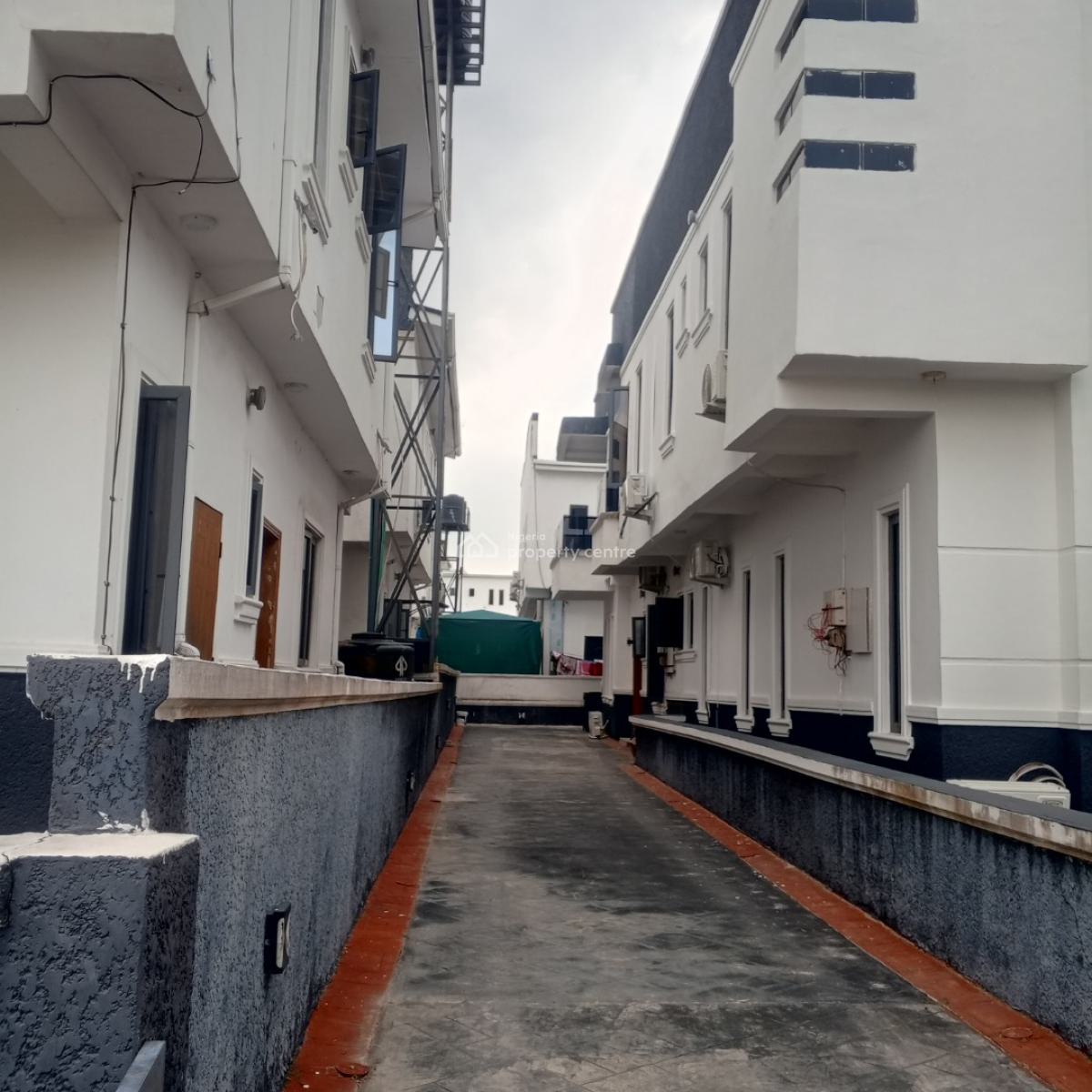 4 Bedroom Duplex with a Drive Way, Buena Vista Estate, Orchid, Lekki, Lagos, House for Sale