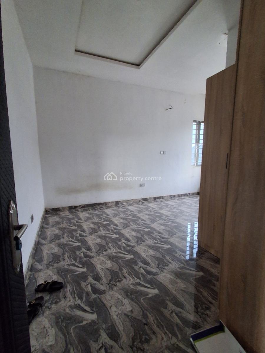 Luxury 2bedroom Upstairs, in an Estate, Badore, Ajah, Lagos, House for Rent