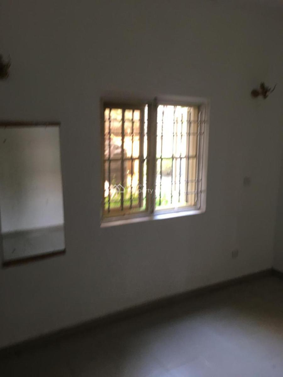 Standard 3 Bedroom Apartment with Bq, Lekki Phase 1, Lekki, Lagos, Flat / Apartment for Rent