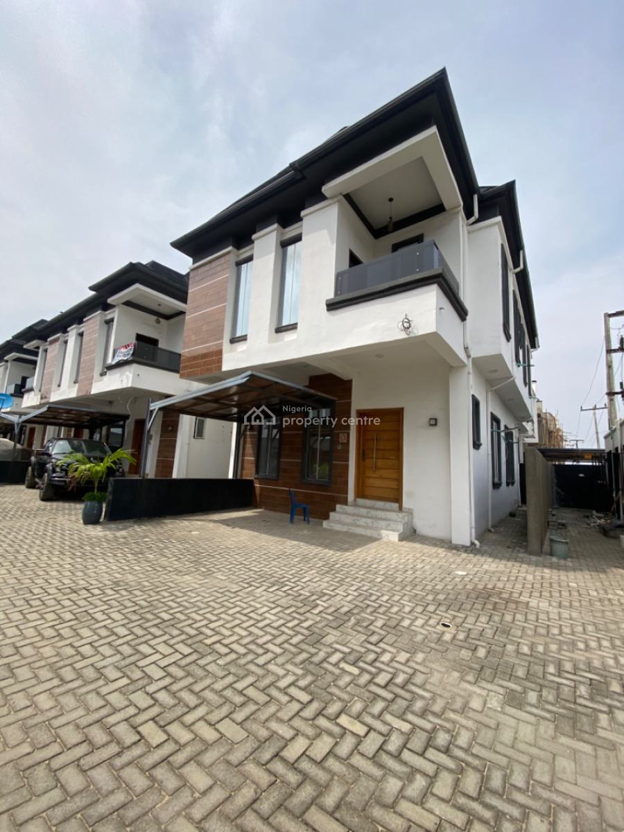 Big Studio Apartment with Personal Kitchen and Prepaid Meter, Conservation Road /orchid Road, Lekki Phase 2, Lekki, Lagos, Self Contain (single Rooms) for Rent