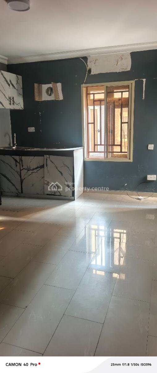 Service Selfcon in Lekki Phase 1, Opp Chicken Republic Off Admiralty Way, Lekki Phase 1, Lekki, Lagos, Self Contain (single Rooms) for Rent