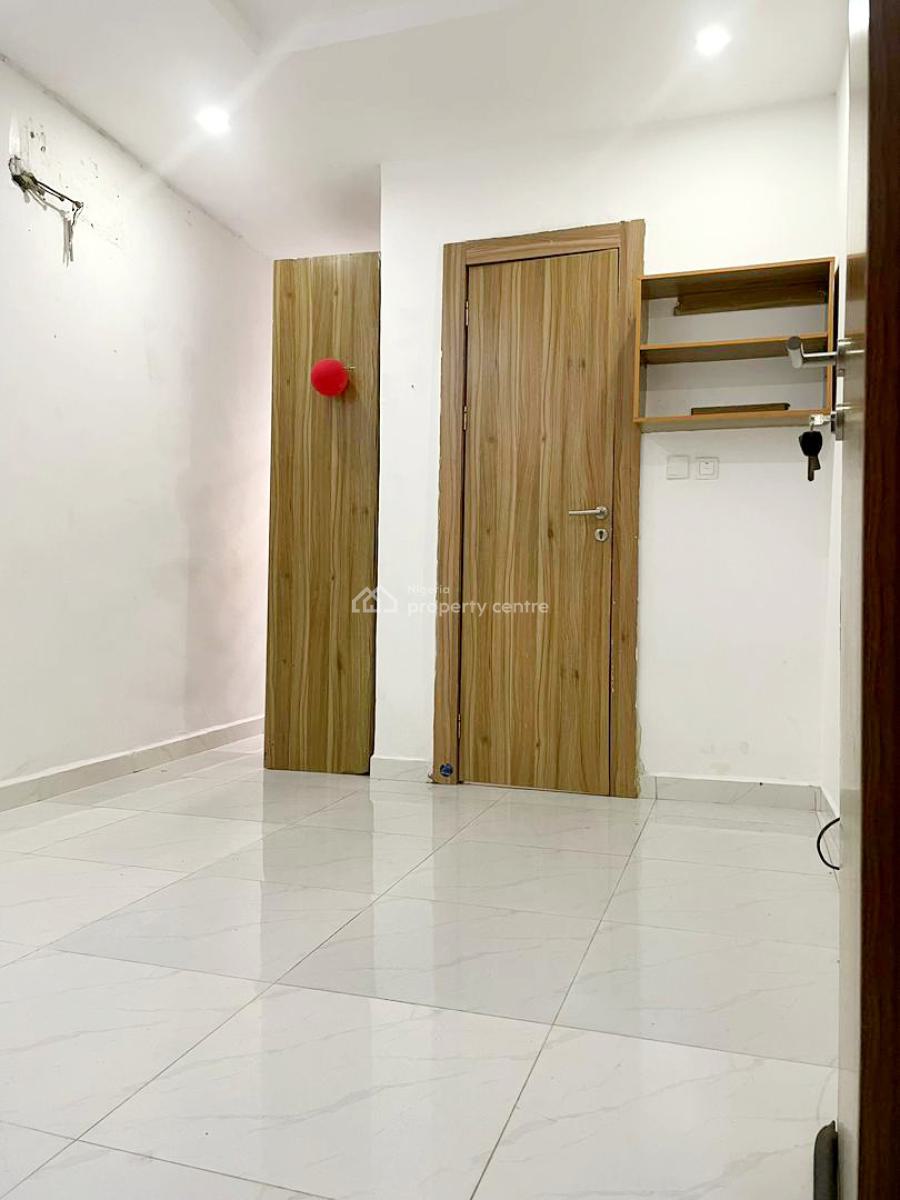 Studio Shared Apartment with Swimming Pool & Gym, Justice Court, Spg Road, Ologolo, Lekki, Lagos, Semi-detached Duplex for Rent