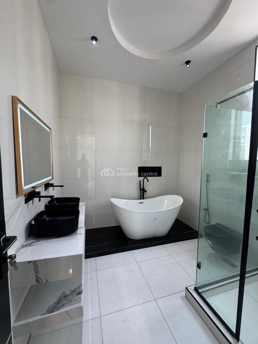 Aesthetically 5 Bedroom Detached Duplex with Bq, in a Well Secured Estate at Chevron. Ideal for Families and Individual, Lekki, Lagos, Detached Duplex for Sale