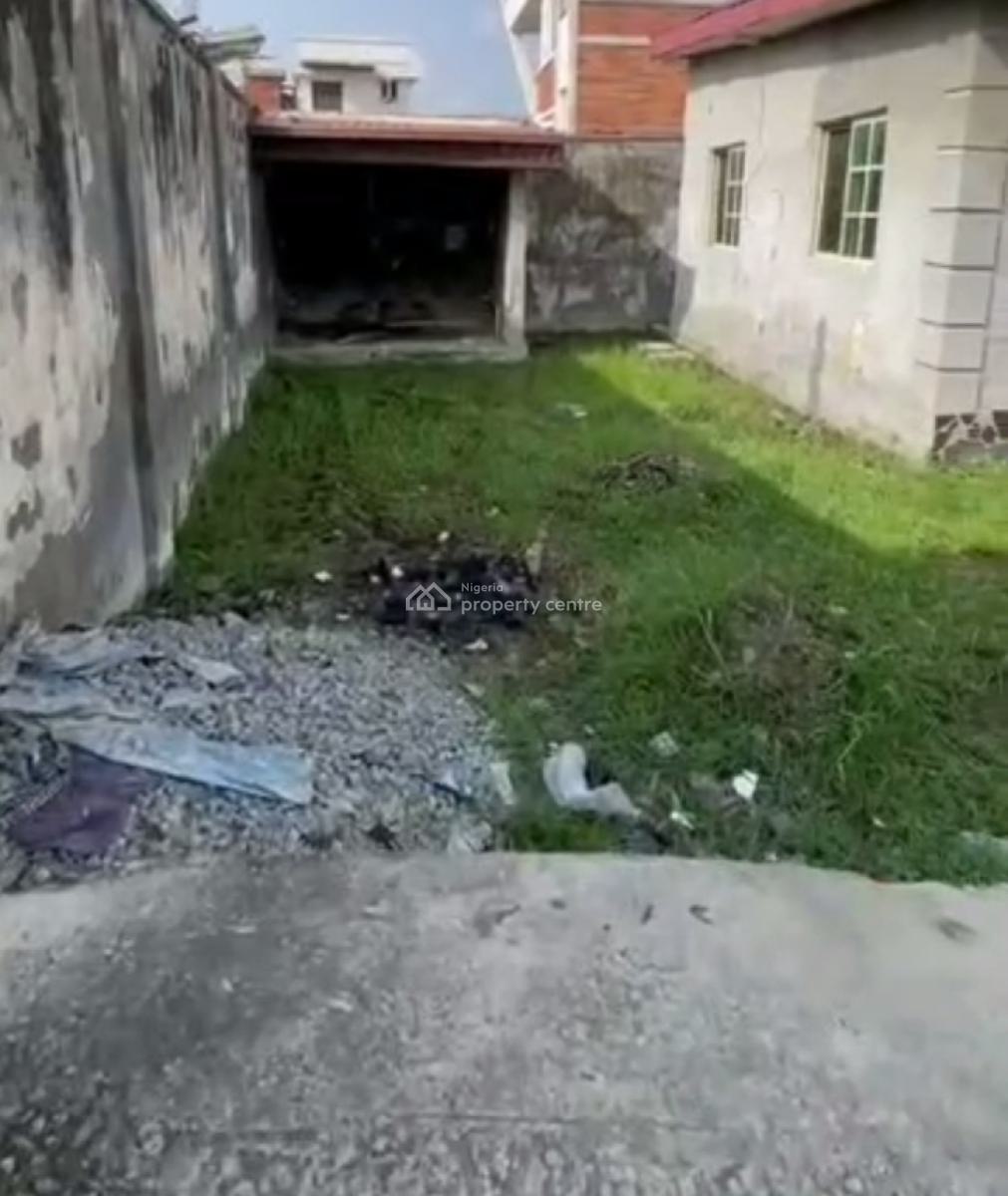 683 Sqm of Land with Building, Ilasan Road, Iroko Awe Village, Lekki, Lagos, Mixed-use Land for Sale