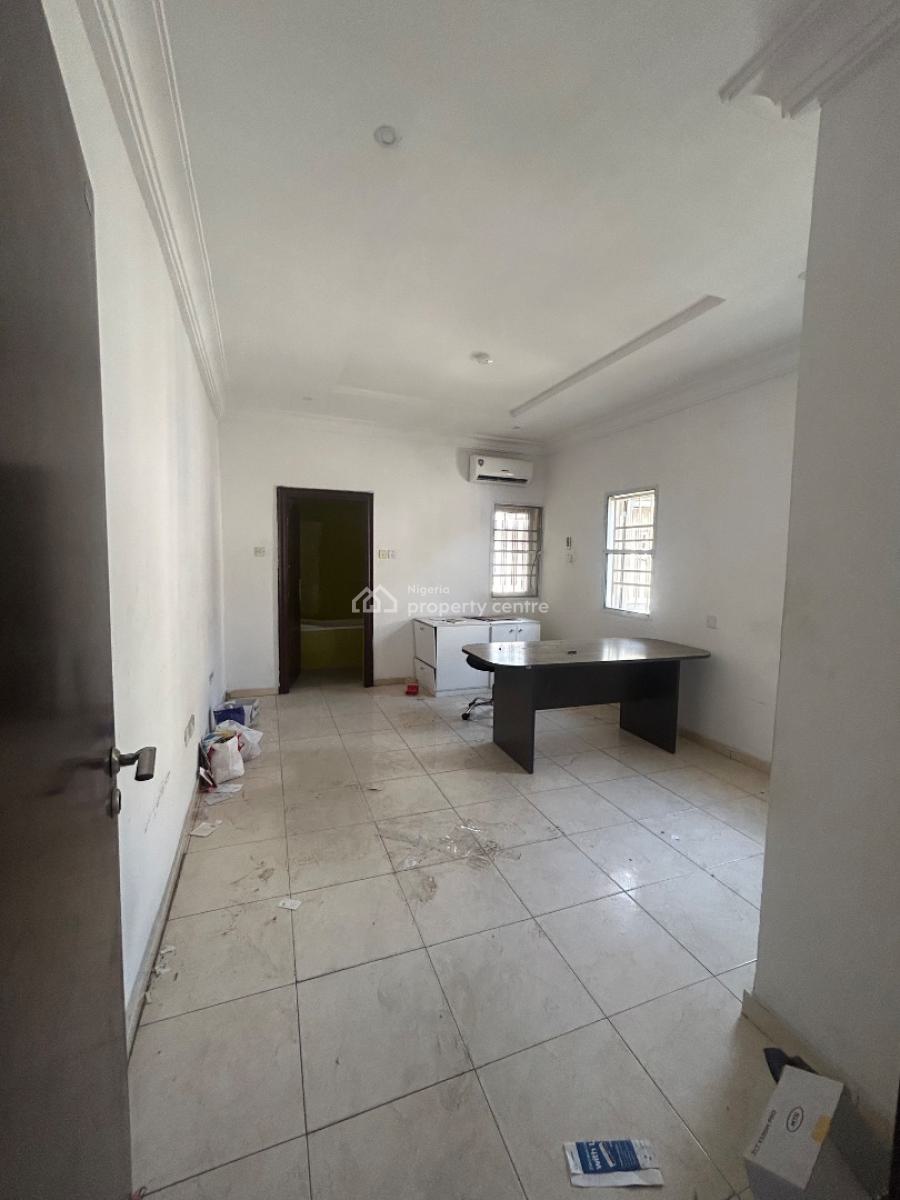 Well Maintained Five (5) Bedroom Semi Detached House, Lekki Phase 1, Lekki, Lagos, Semi-detached Duplex for Rent