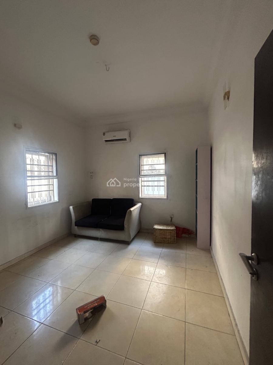 Well Maintained Five (5) Bedroom Semi Detached House, Lekki Phase 1, Lekki, Lagos, Semi-detached Duplex for Rent