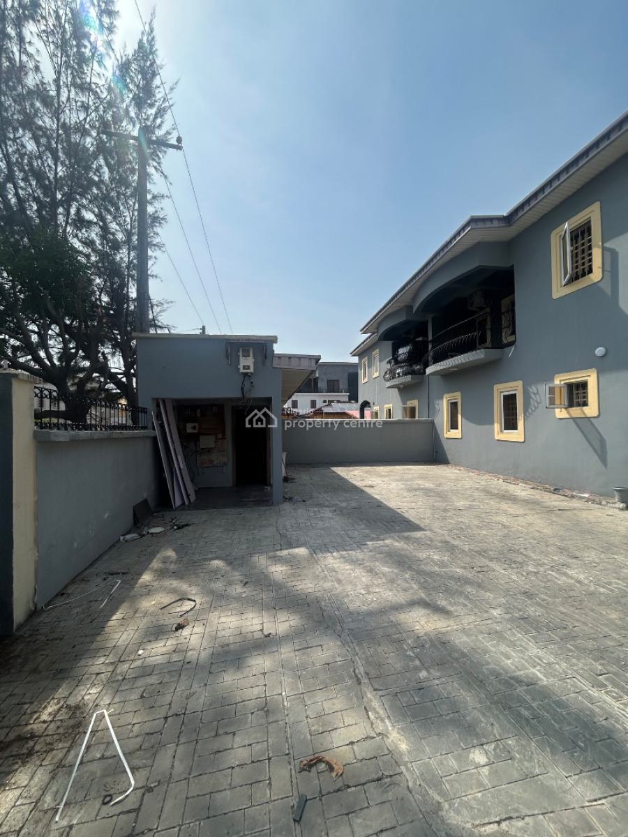 Well Maintained Five (5) Bedroom Semi Detached House, Lekki Phase 1, Lekki, Lagos, Semi-detached Duplex for Rent