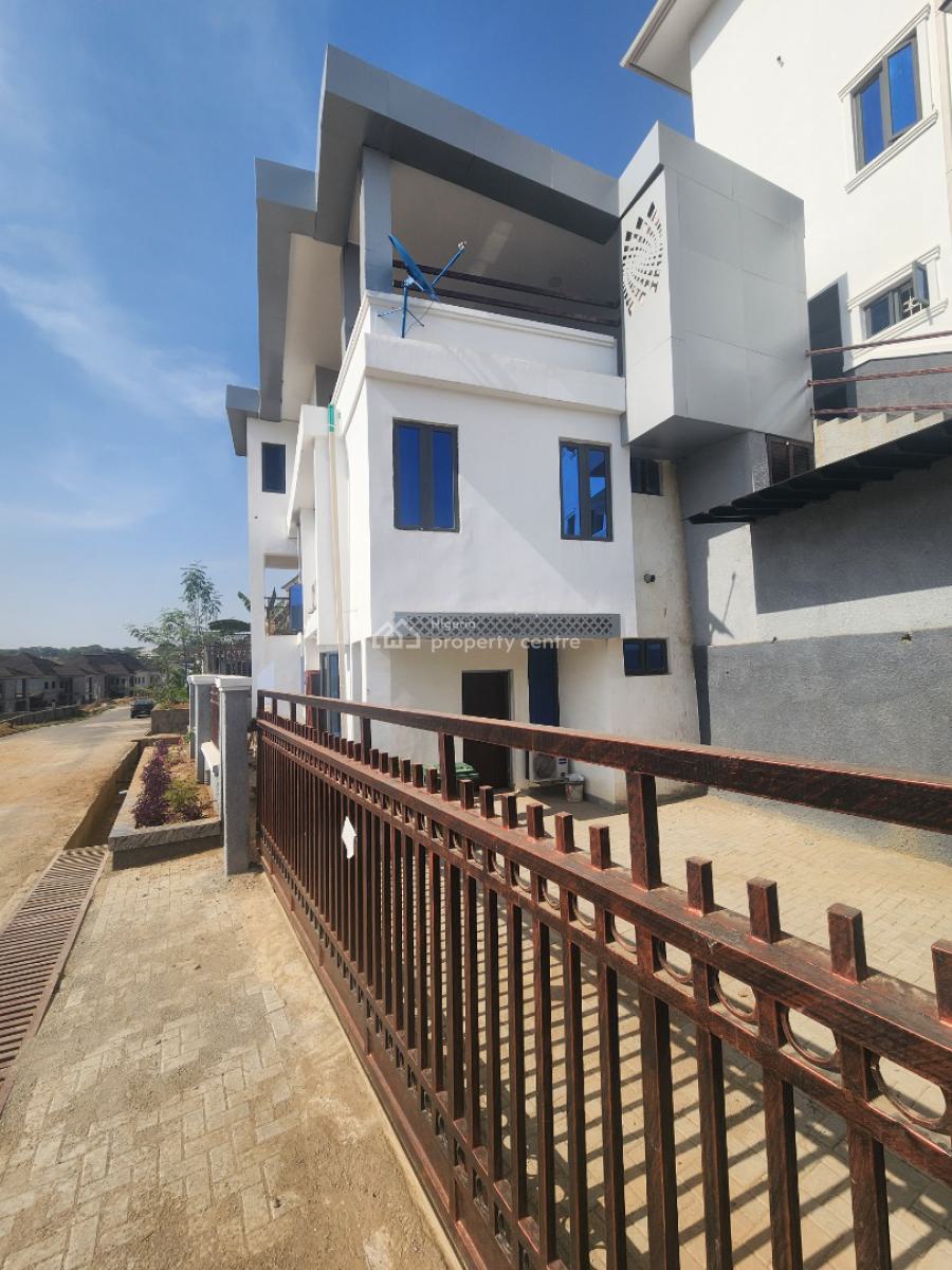 Beautiful, Brand New 3 Bedrooms Duplex with Open Kitchen Plan, Naf Valley Estate, Asokoro District, Abuja, House for Rent