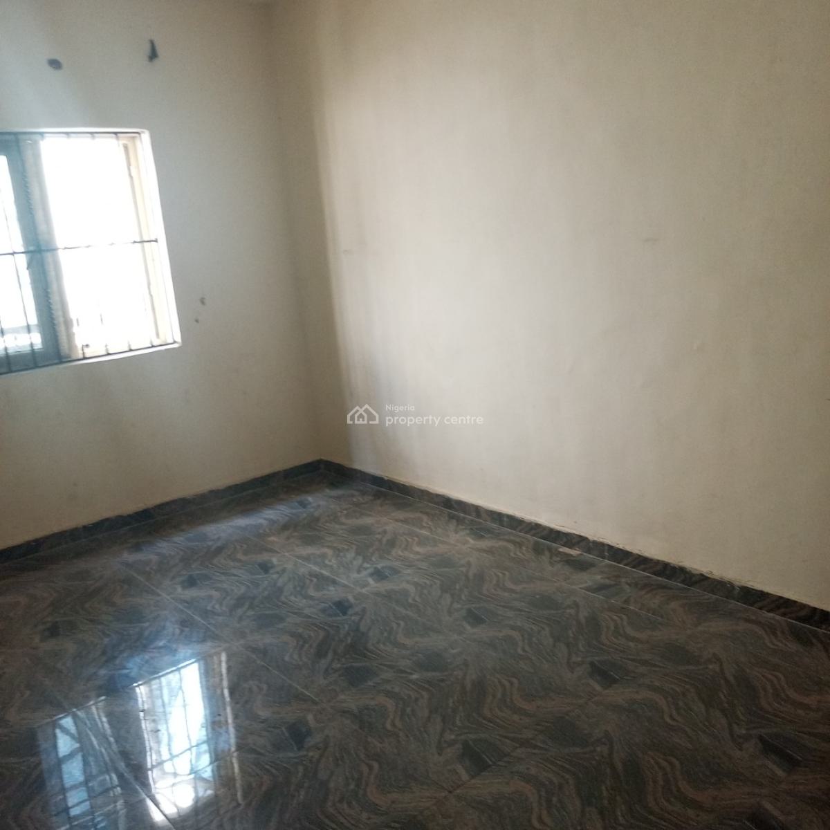 a Sharp and Serene 2bedroom Apartment (upstairs), Greenville Estate Badore Ajah-lekki, Badore, Ajah, Lagos, Flat / Apartment for Rent