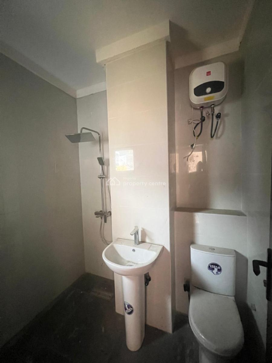 Fully Fitted 4 Bedrooms Duplex with Courtyard, Omole Phase 1, Ikeja, Lagos, Terraced Duplex for Rent