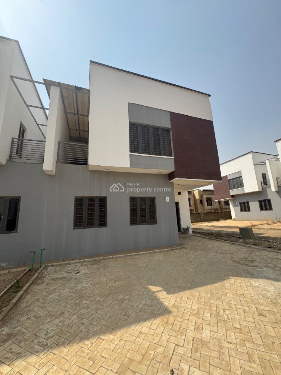 Standard 4bedroom Duplex  +bq, Four Minutes Drive to Lugbe Airport Road, Lugbe District, Abuja, Semi-detached Duplex for Sale