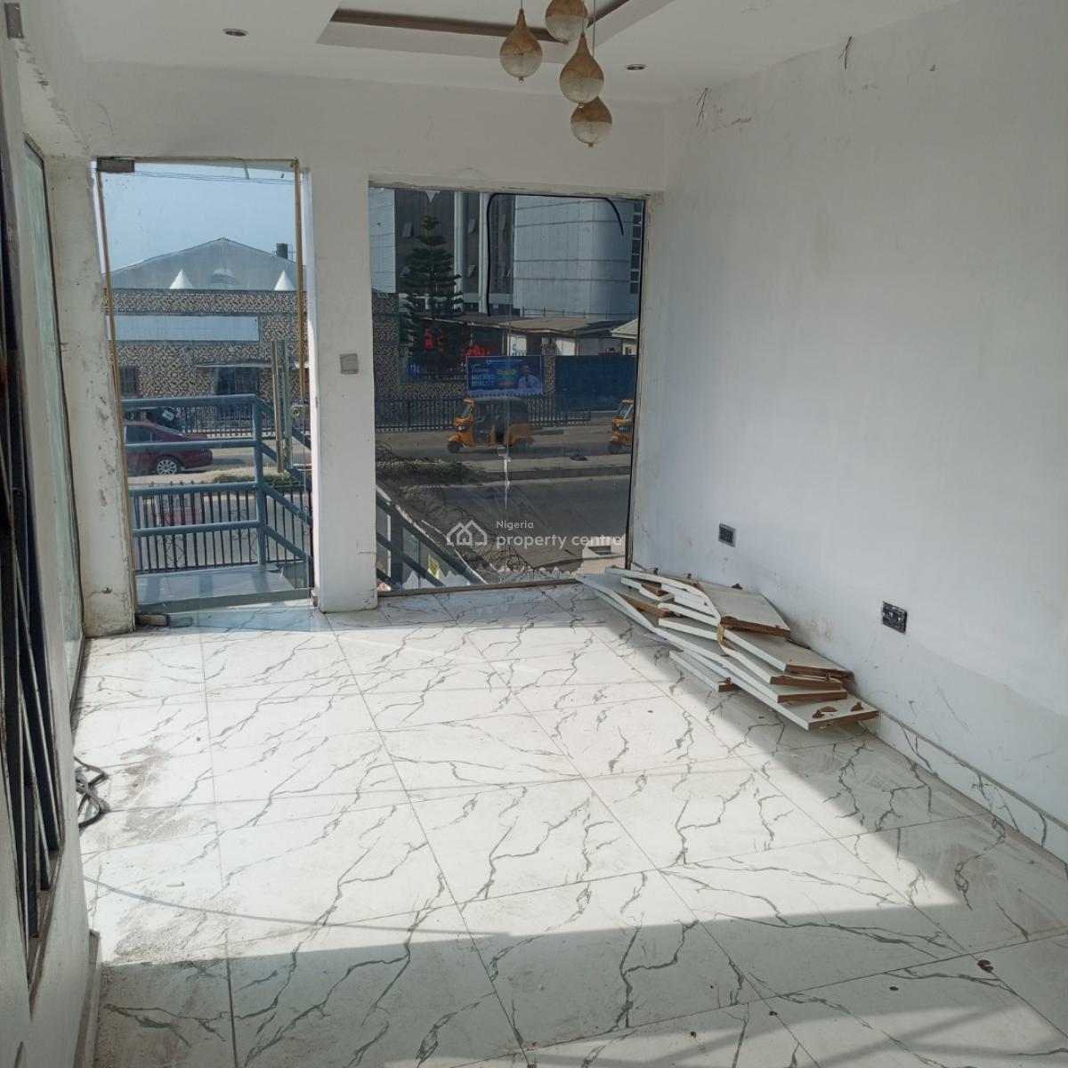 a Sharp and Serene Shop (upstairs) Facing The Ado Road, Ado Road Ajah-lekki, Ado, Ajah, Lagos, Shop for Rent
