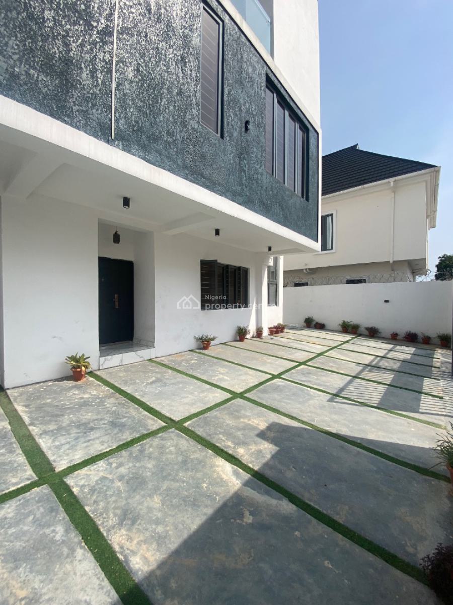Beautifully Built 4bed in a Secured Envrmt with Gud Light, Ologolo, Lekki Lagos, Lekki, Lagos, Semi-detached Duplex for Sale