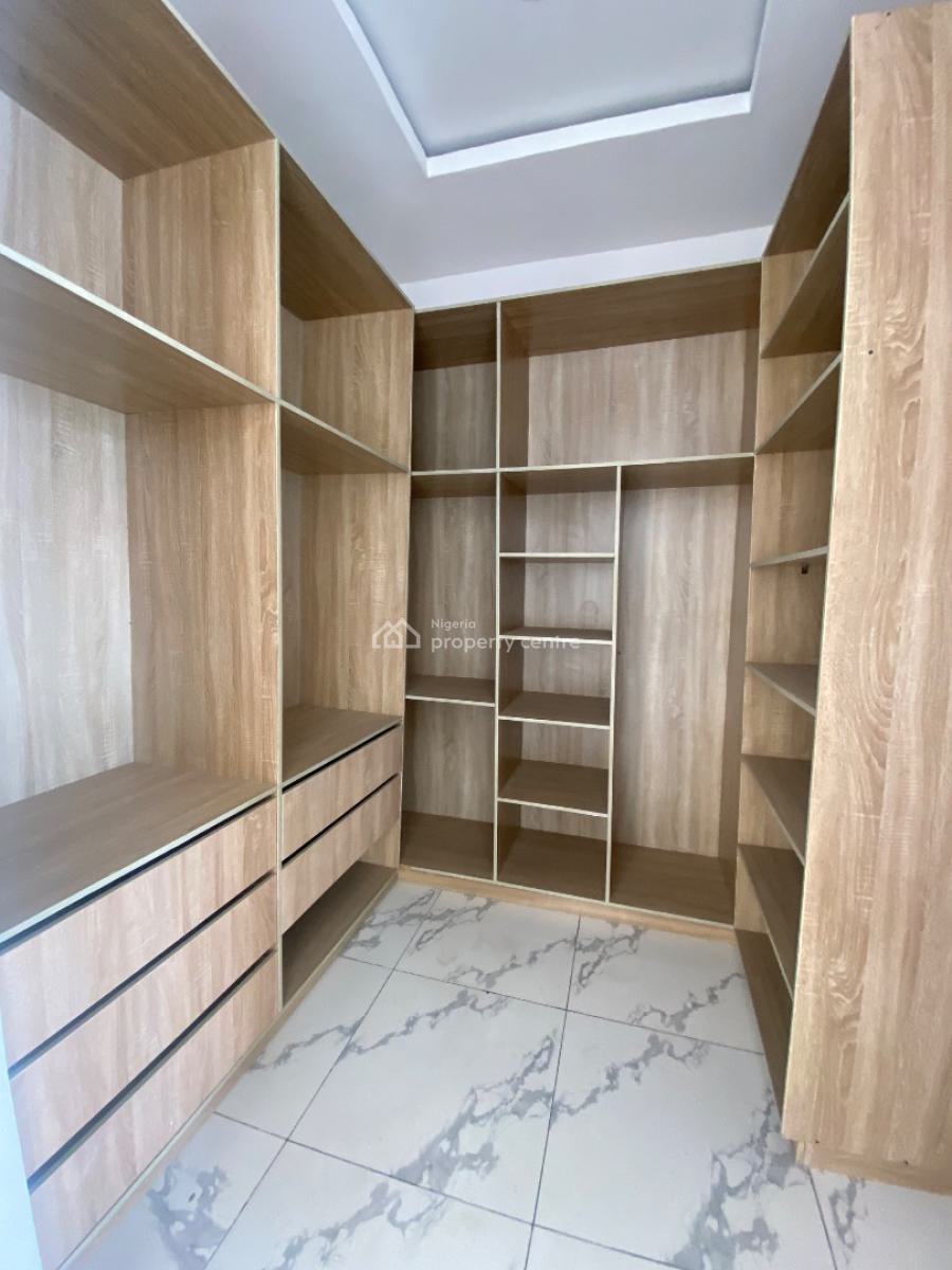 Beautifully Built 4bed in a Secured Envrmt with Gud Light, Ologolo, Lekki Lagos, Lekki, Lagos, Semi-detached Duplex for Sale