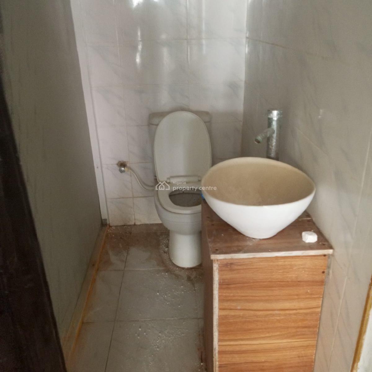 a Very Spacious and Sharp Shop Facing The Ado Road Ajah-lekki, Ado Road Ajah-lekki, Ado, Ajah, Lagos, Shop for Rent