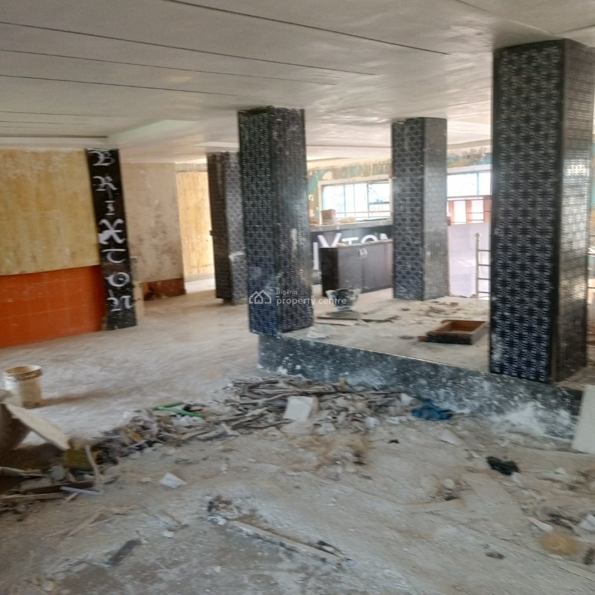 a Very Spacious and Sharp Shop Facing The Ado Road Ajah-lekki, Ado Road Ajah-lekki, Ado, Ajah, Lagos, Shop for Rent