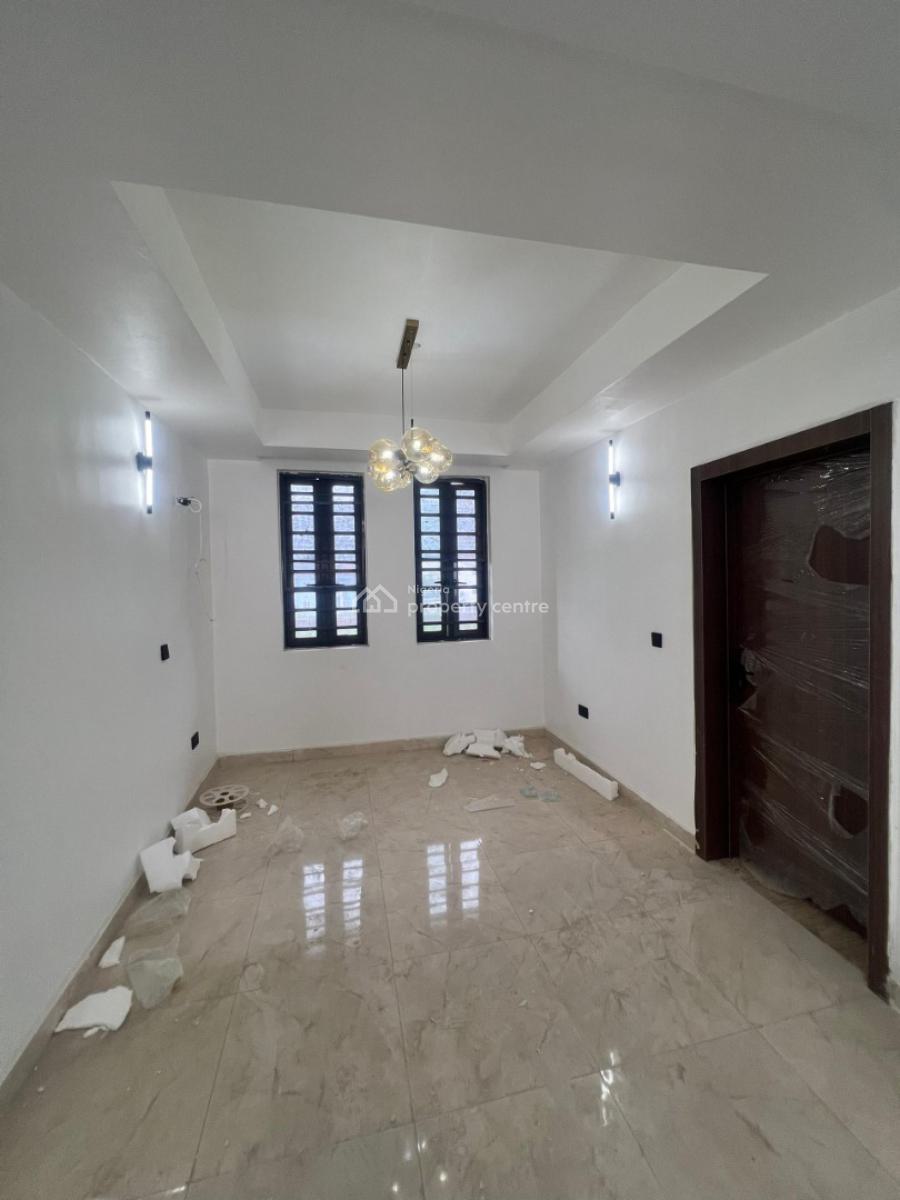 Fully Fitted 4 Bedroom Duplex, Surulere, Lagos, Terraced Duplex for Sale