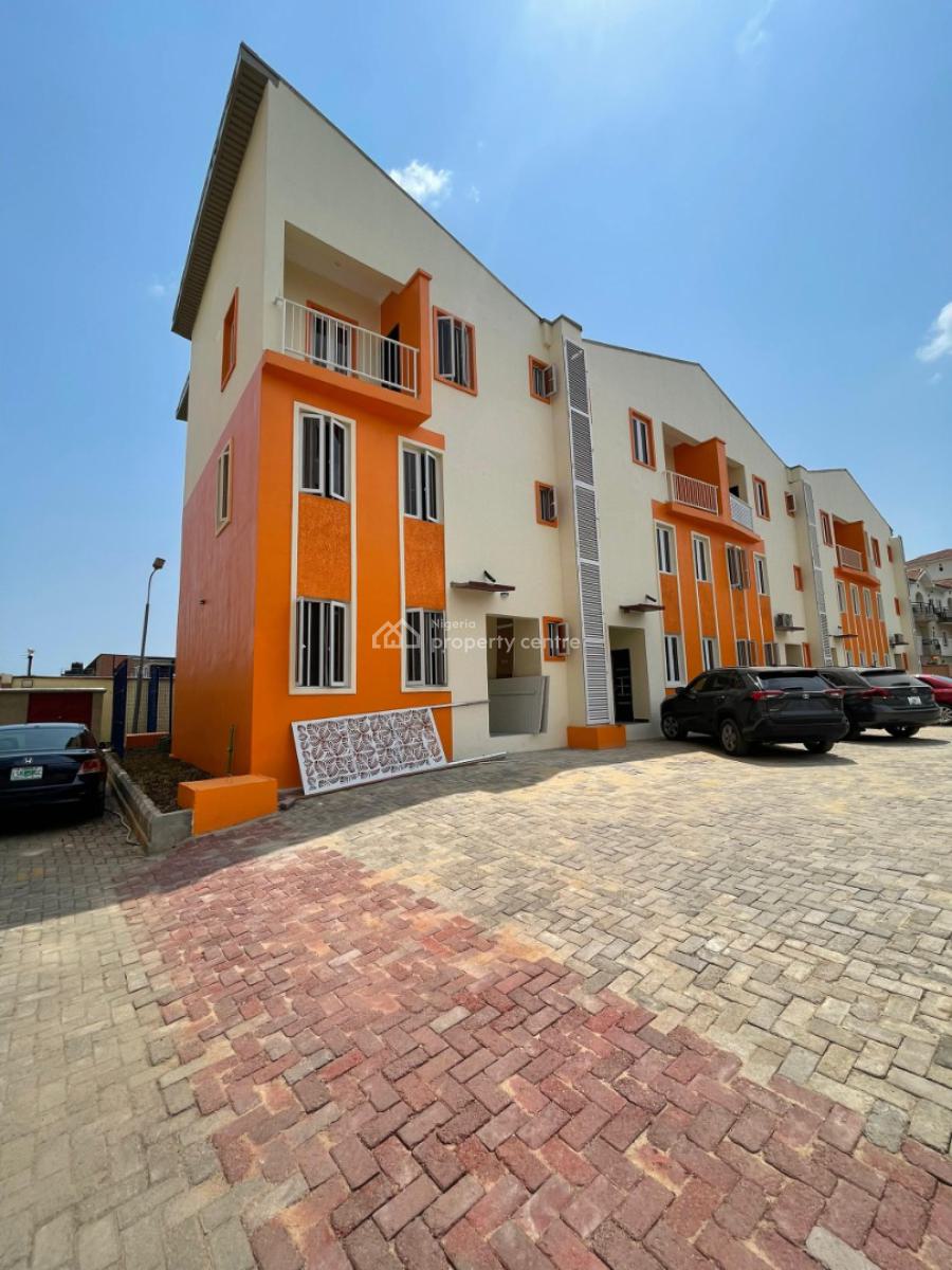 Fully Fitted 4bedroom Duplex with Study Room and Bq, Yaba, Lagos, Terraced Duplex for Sale