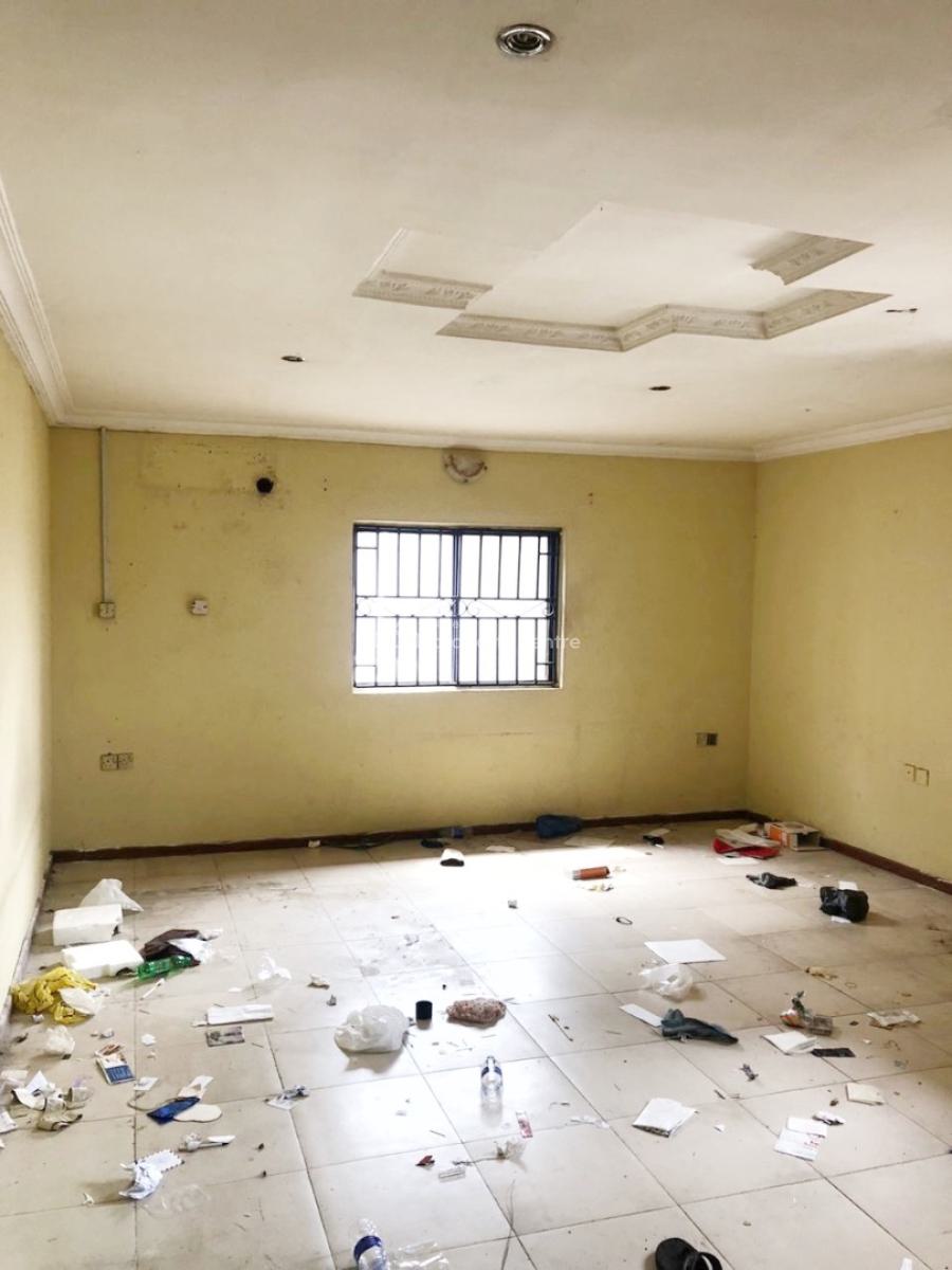 a Well Maintained Spacious 5 Bedroom Fully Detached Duplex with Bq, Gra Phase 2, Magodo, Lagos, Detached Duplex for Rent