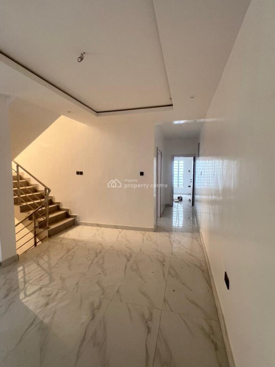 Lovely 5bedroom Duplex with Bq, Gra Phase 1, Magodo, Lagos, Semi-detached Duplex for Sale