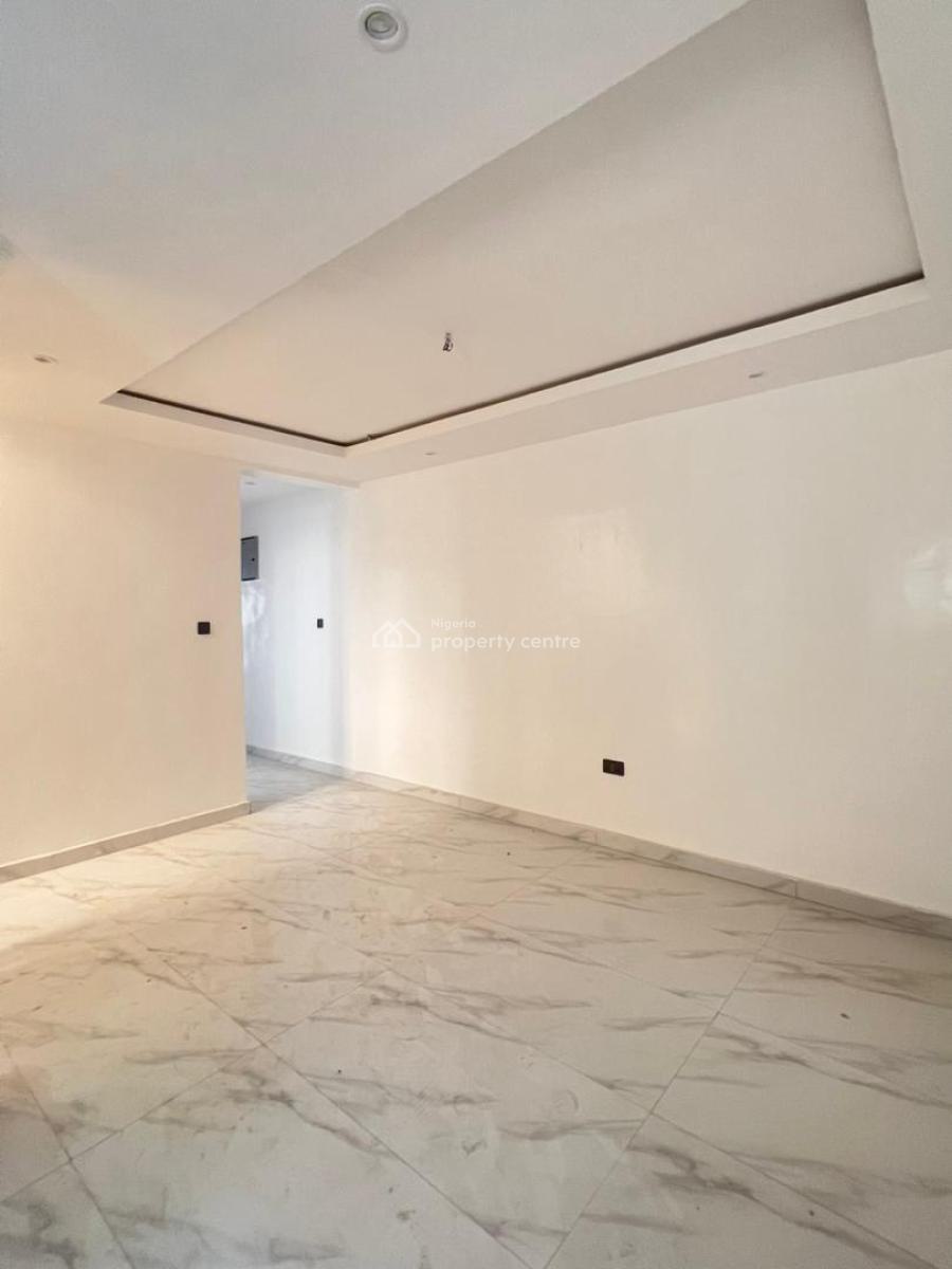 Lovely 5bedroom Duplex with Bq, Gra Phase 1, Magodo, Lagos, Semi-detached Duplex for Sale