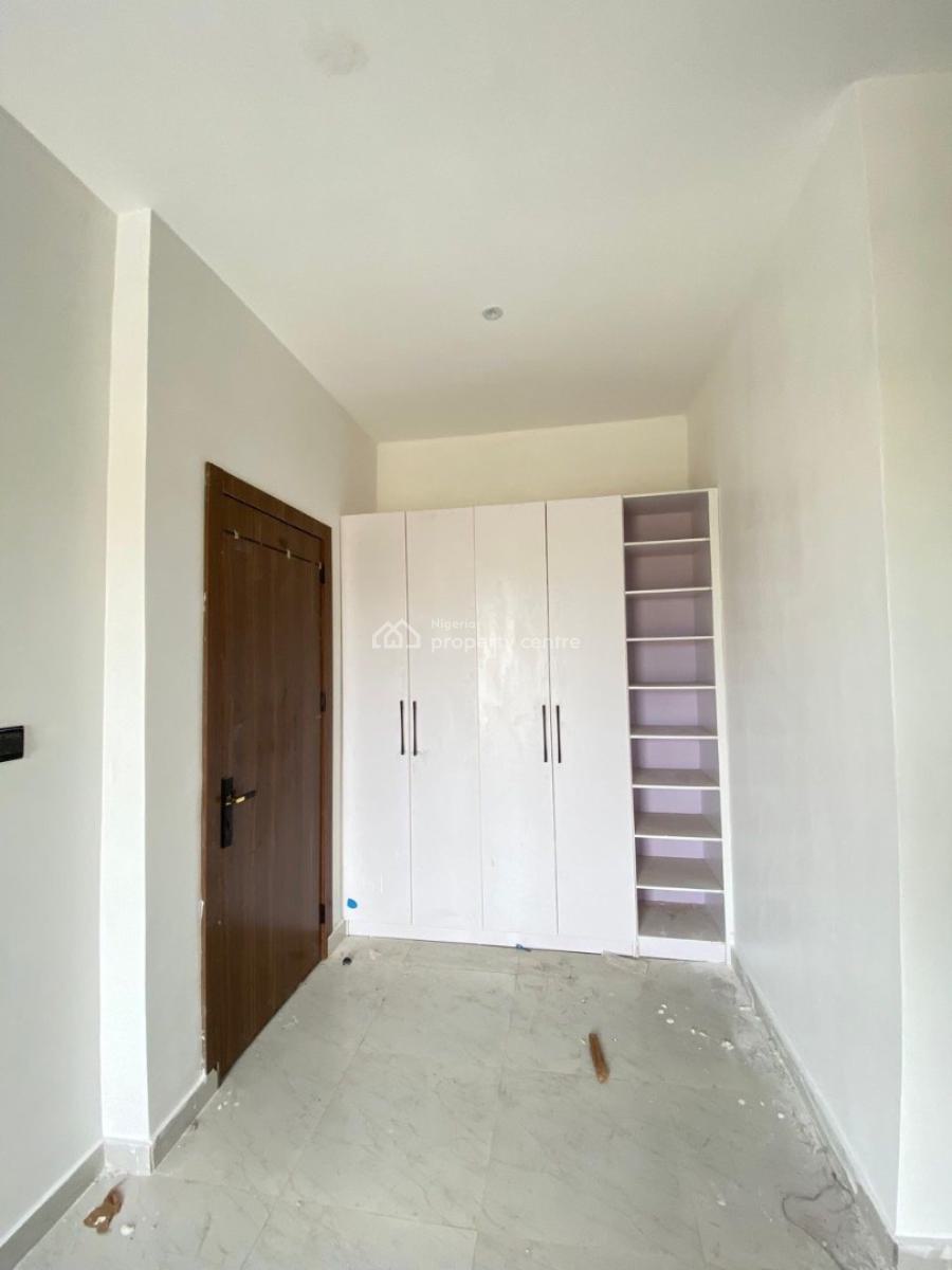 Well Crafted 2 Bedroom Apartment, Orchid, Lekki, Lagos, Block of Flats for Sale