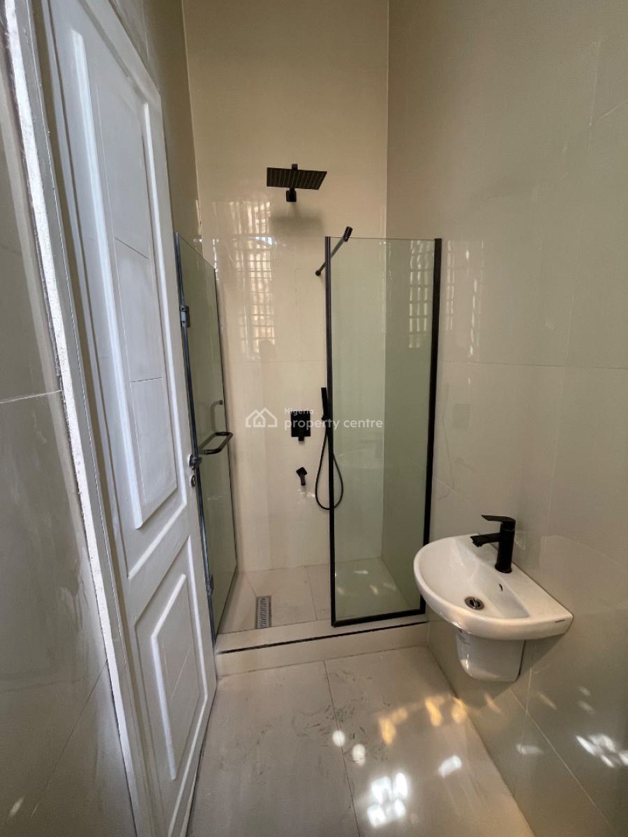 Beautiful 3 Bedroom Apartments Available, Emma Abimbola Cole, Lekki Phase 1, Lekki, Lagos, Flat / Apartment for Sale