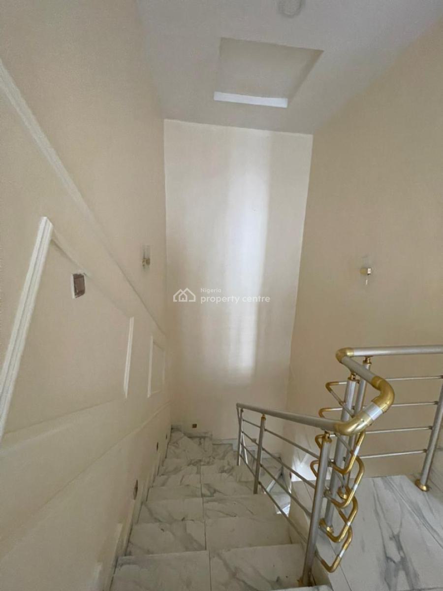 Well Renovated 4 Bedroom Semidetached Duplex, Ikota, Lekki, Lagos, Semi-detached Duplex for Rent