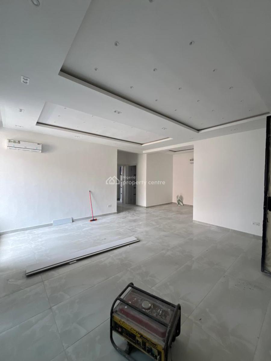 3 Bedroom Apartment with a Room Bq, Lekki, Lekki Phase 1, Lekki, Lagos, Flat / Apartment for Sale