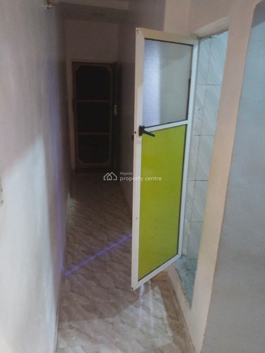 Standard Miniflat Upstairs with Massive Pop Private Balcony Car Park, Fola Agoro, Yaba, Lagos, Mini Flat (room and Parlour) for Rent