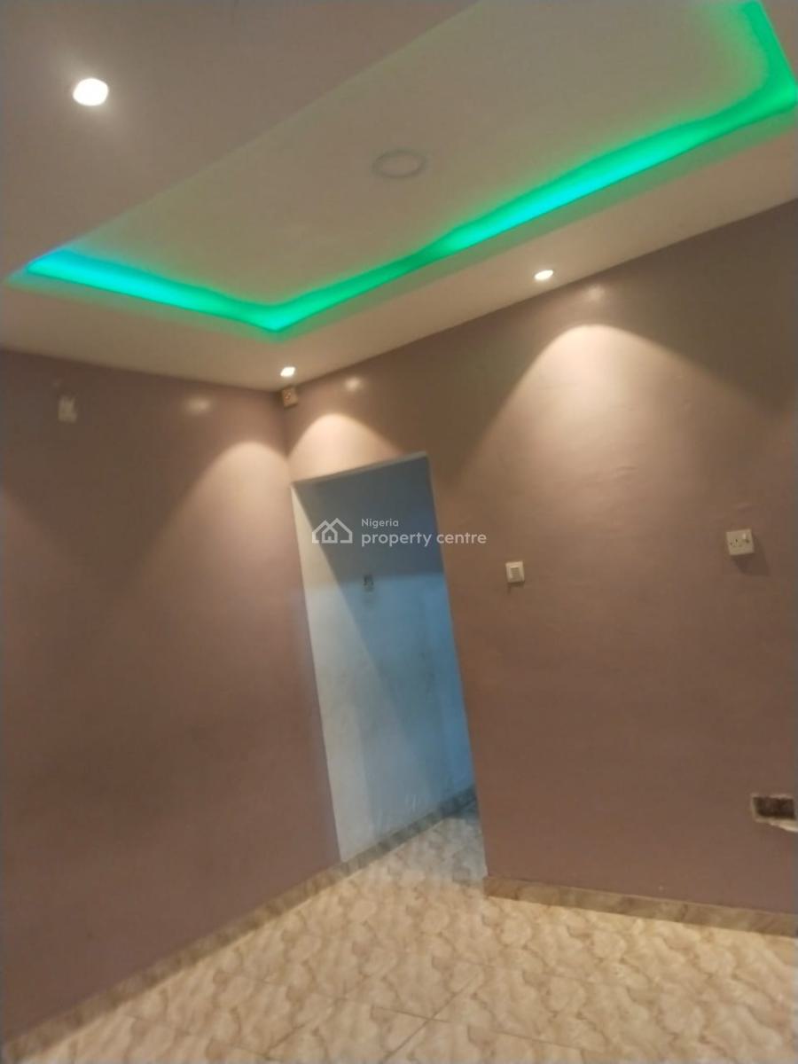 Standard Miniflat Upstairs with Massive Pop Private Balcony Car Park, Fola Agoro, Yaba, Lagos, Mini Flat (room and Parlour) for Rent