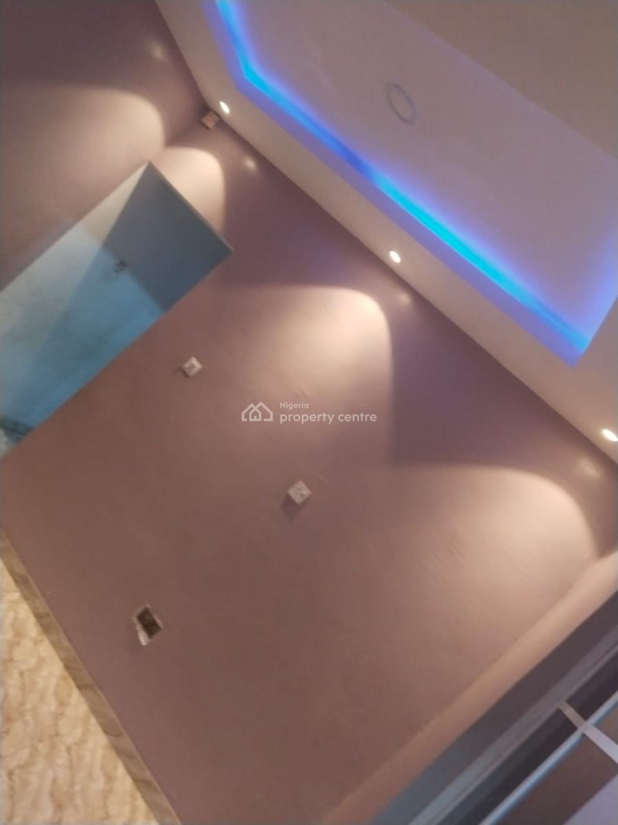 Standard Miniflat Upstairs with Massive Pop Private Balcony Car Park, Fola Agoro, Yaba, Lagos, Mini Flat (room and Parlour) for Rent