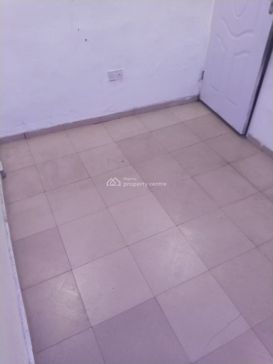 Standard Miniflat Upstairs with Massive Pop Private Balcony Car Park, Fola Agoro, Yaba, Lagos, Mini Flat (room and Parlour) for Rent
