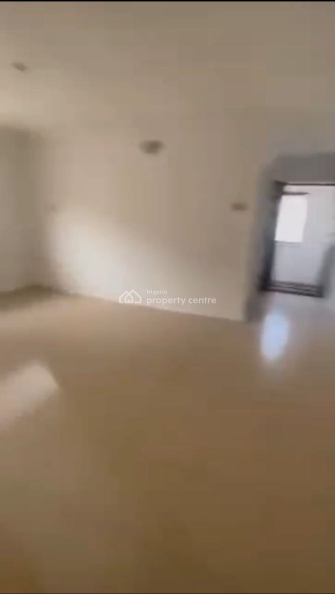 Spacious Renovated Standard  4 Bedroom Duplex with Bq, Akoka, Yaba, Lagos, Detached Duplex for Rent