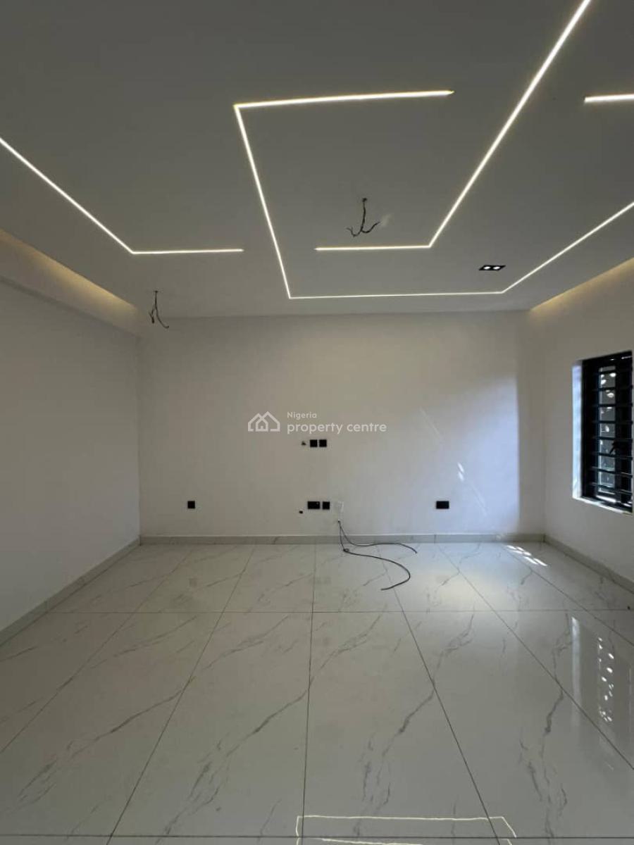 Newly Built Spacious 3bedroom Apartment + a Room Bq, Akoka, Yaba, Lagos, Flat / Apartment for Sale