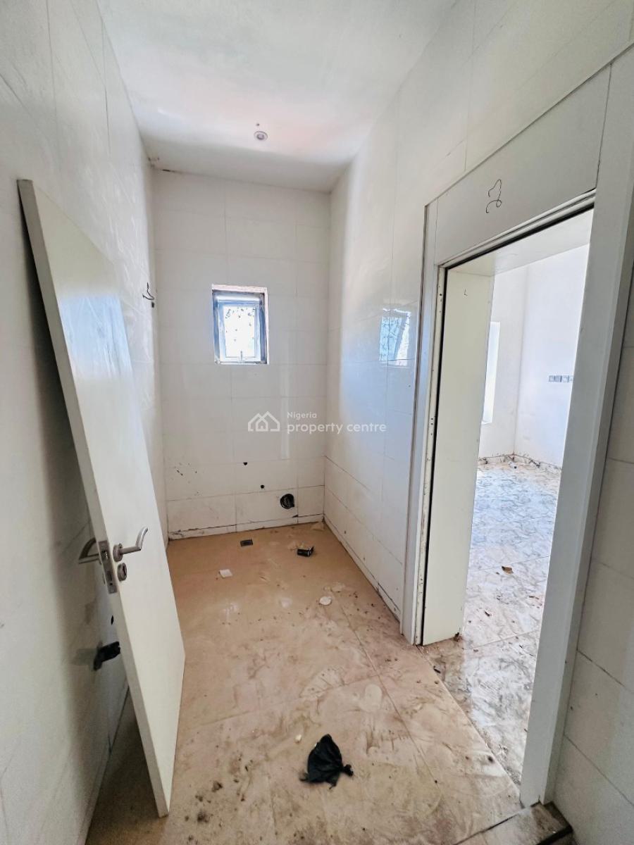3 Bedroom Flat with Bq  Laundry Room, Katampe, Abuja, Block of Flats for Sale