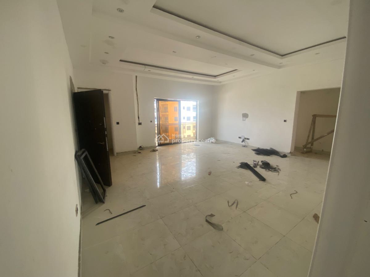 Brand New Serviced 3 Bedroom Paint House in Lekki Phase 1, Petrocam Area Lekki Right, Lekki Phase 1, Lekki, Lagos, Flat / Apartment for Rent