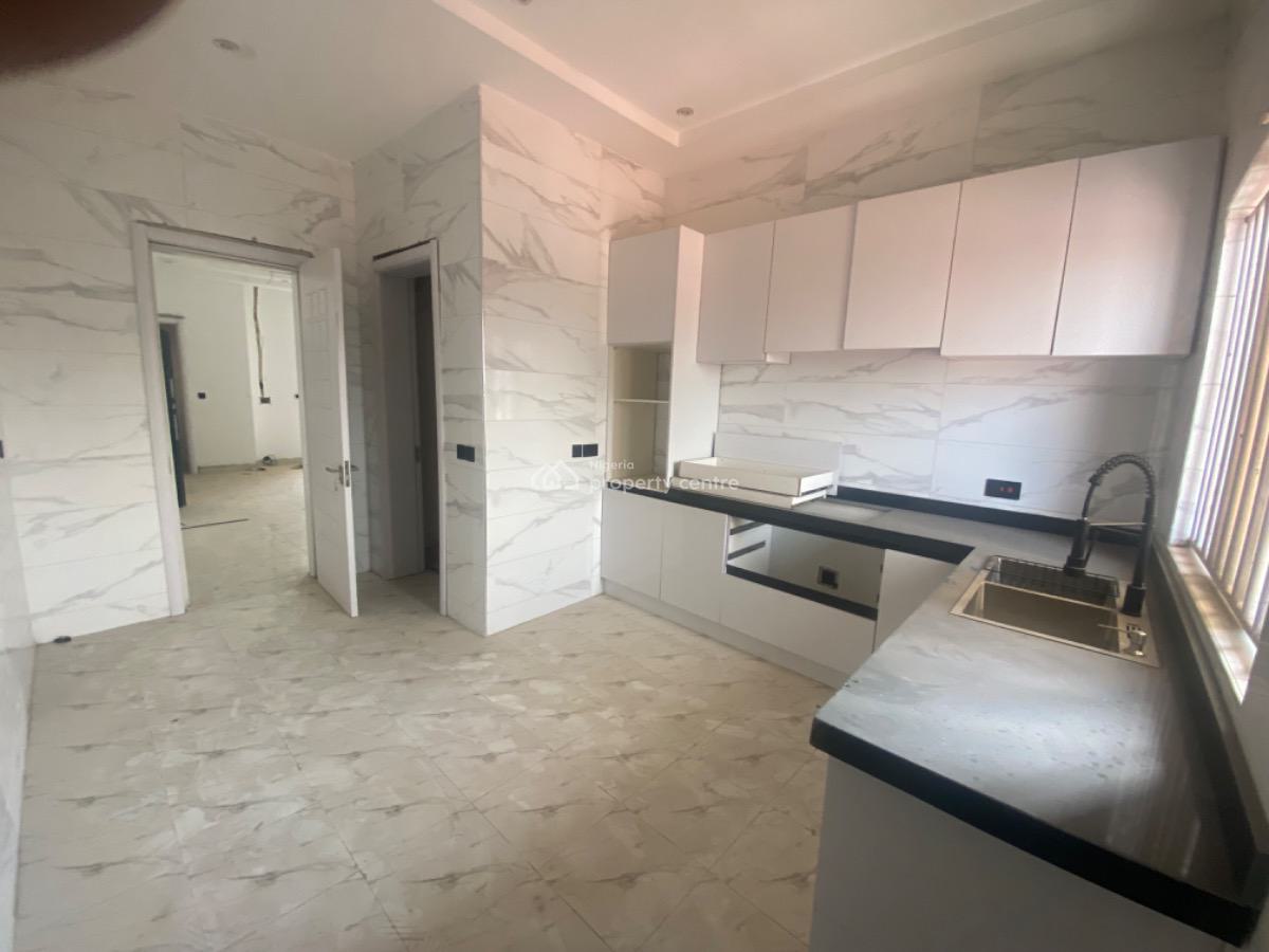 Brand New Serviced 3 Bedroom Paint House in Lekki Phase 1, Petrocam Area Lekki Right, Lekki Phase 1, Lekki, Lagos, Flat / Apartment for Rent