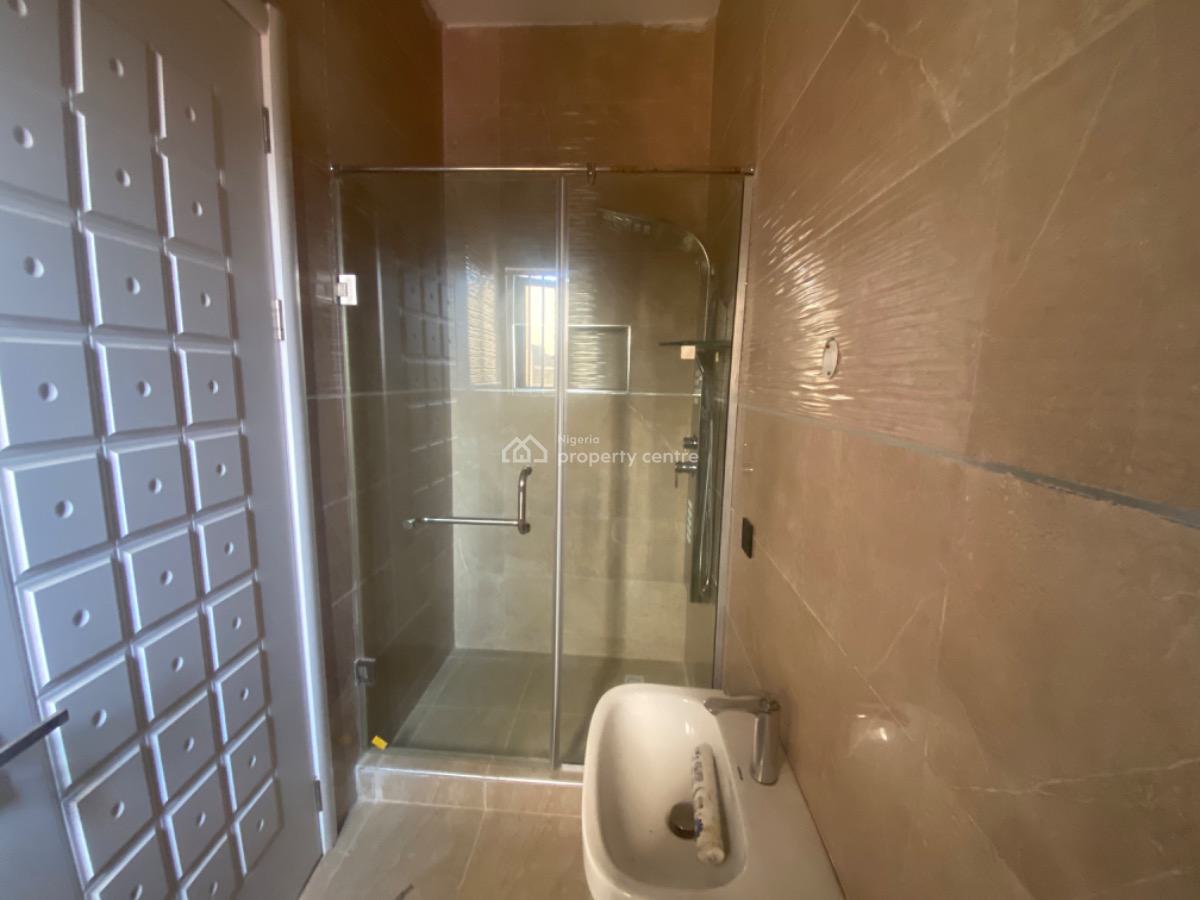 Brand New Serviced 3 Bedroom Paint House in Lekki Phase 1, Petrocam Area Lekki Right, Lekki Phase 1, Lekki, Lagos, Flat / Apartment for Rent