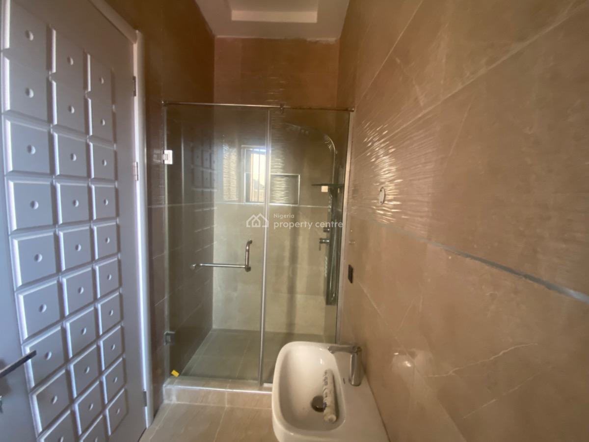 Brand New Serviced 3 Bedroom Paint House in Lekki Phase 1, Petrocam Area Lekki Right, Lekki Phase 1, Lekki, Lagos, Flat / Apartment for Rent