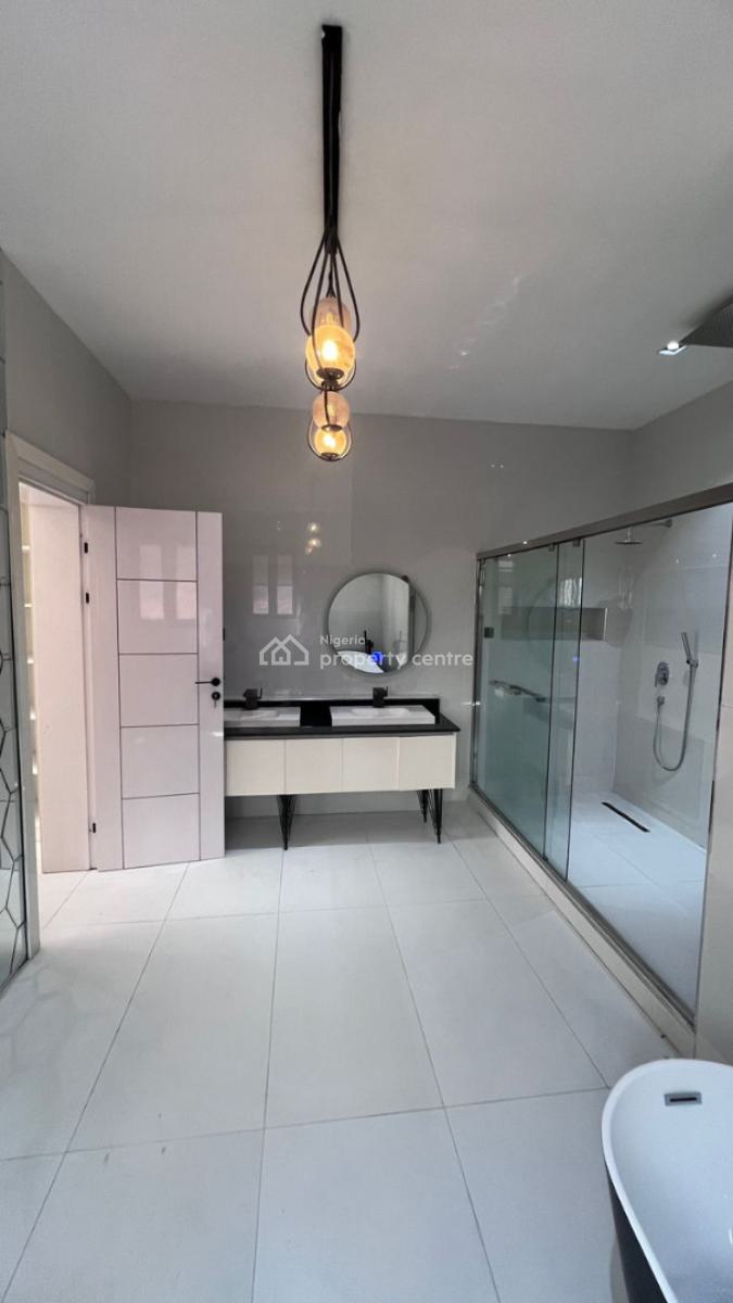Finished 5 Bedroom Fully En Suite Residence Sitting on 600sqm, Pinnock Estate, Lekki Phase 1, Lekki, Lagos, Detached Duplex for Sale