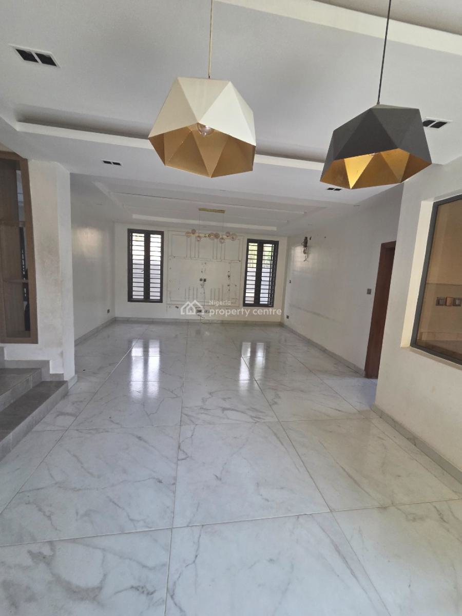 a Lovely 4 Bedroom Semi-detached  Duplex with a Room Bq, Lekki Phase 1, Lekki, Lagos, Semi-detached Duplex for Rent