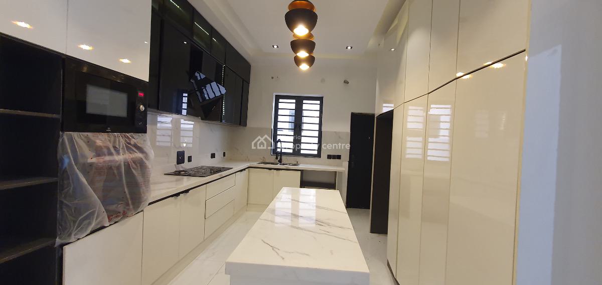 Luxury 5bedrooms Semidetached Home, Ikota, Lekki, Lagos, Semi-detached Duplex for Sale